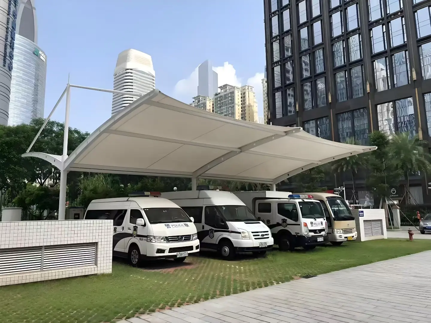 贵州普安膜结构车棚怎么选？山地多雨高湿环境，园区物业采购避坑指南